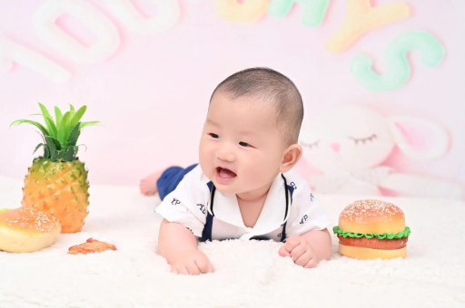 阳春宝宝枕骨突出怎么办